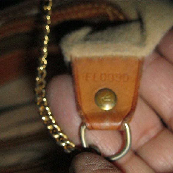 ❤️LOUIS VUITTON Petit Bucket Purse +Posh Toilette / Pochette - Picture 12 of 12